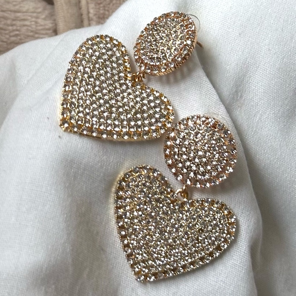 Fashion Jewelry Earrings Gold Tone Hearts Clear Crystals NWOT